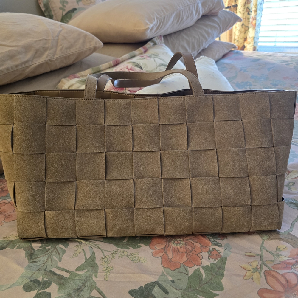 Nakedvice Woven Bag